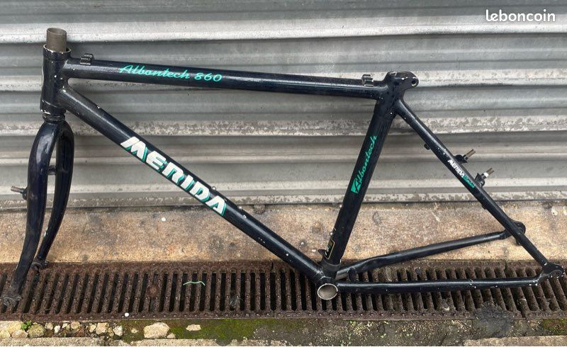 Cadre Vélo Ancien Aiglon Avec Fourche, Axe Et Plaque - Vélo Rétro Français