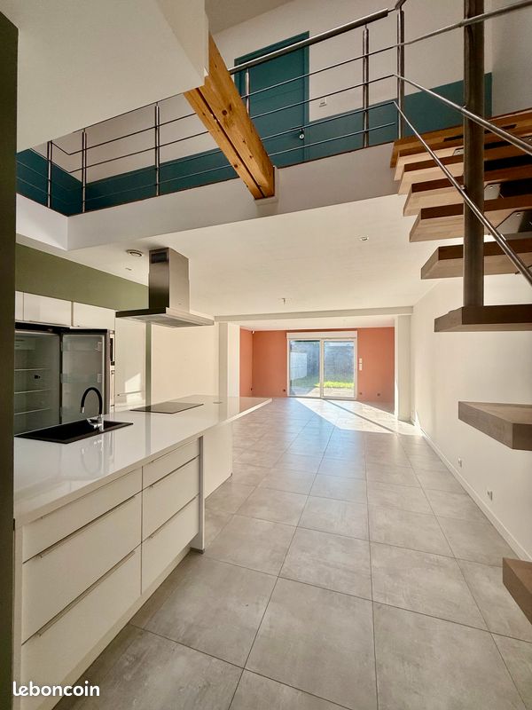 Maison 7 pièces 155 m² · à Lys-lez-Lannoy · 155 m² · 350 000 €