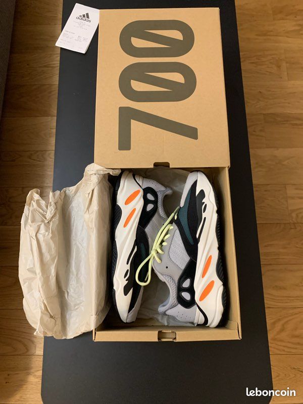 Yeezy boost 700 Wave Runner (image 1)