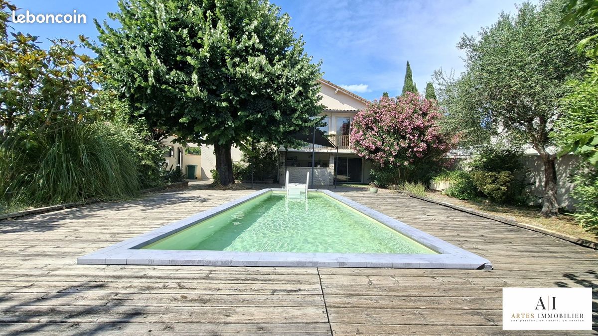 Maison 7 pièces 180 m² · à Montélimar · 180 m² · 365 000 €