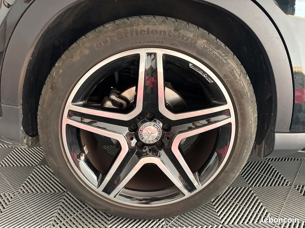 Mercedes GLA 220d 170ch 7G-DCT 4MATIC FASCINATION PACK AMG / Toit ouvrant (image 48)