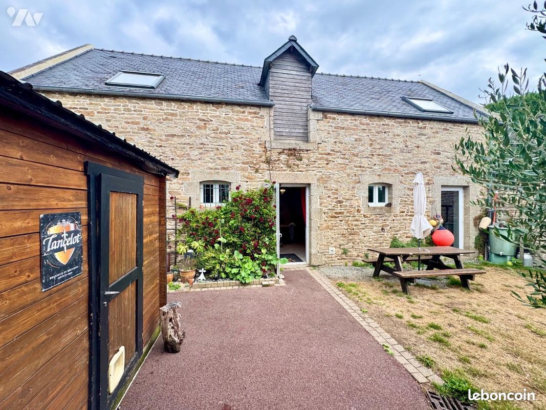 Maison 5 pièces 111 m² · à Plouguin · 111 m² · 250 150 €