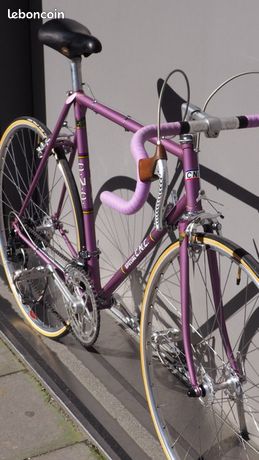 Selle Idéale 2002, Modèle PX 10, Cuir, D'occasion En Bon état
