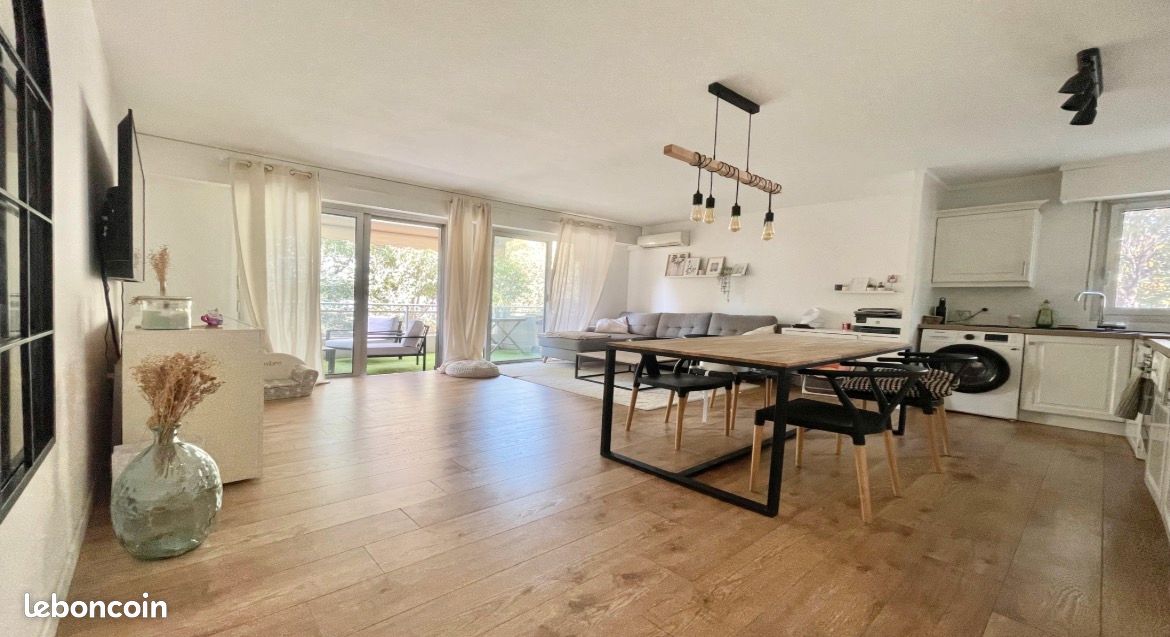 Appartement 3 pièces 61 m² · à Mougins · 61 m² · 300 000 €