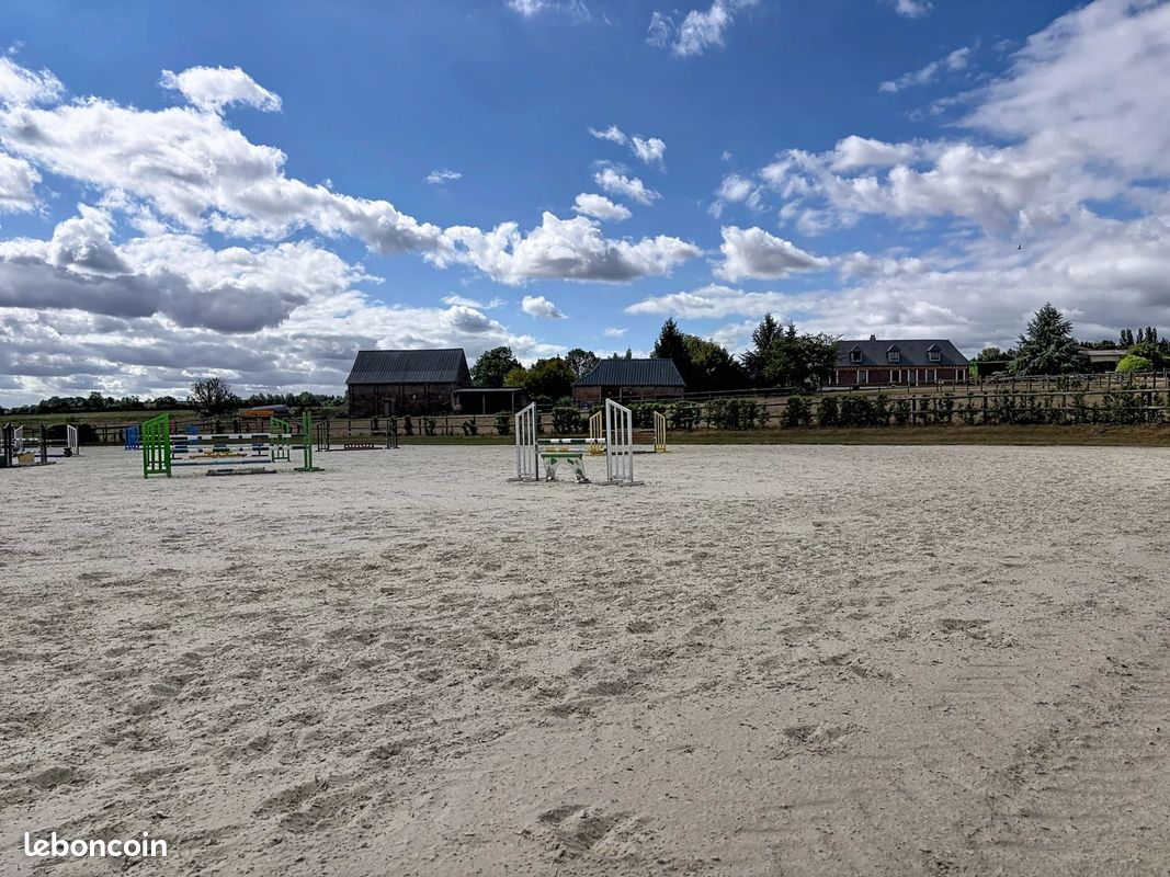 Maison 140000 m² Sommery · 1 650 000 €