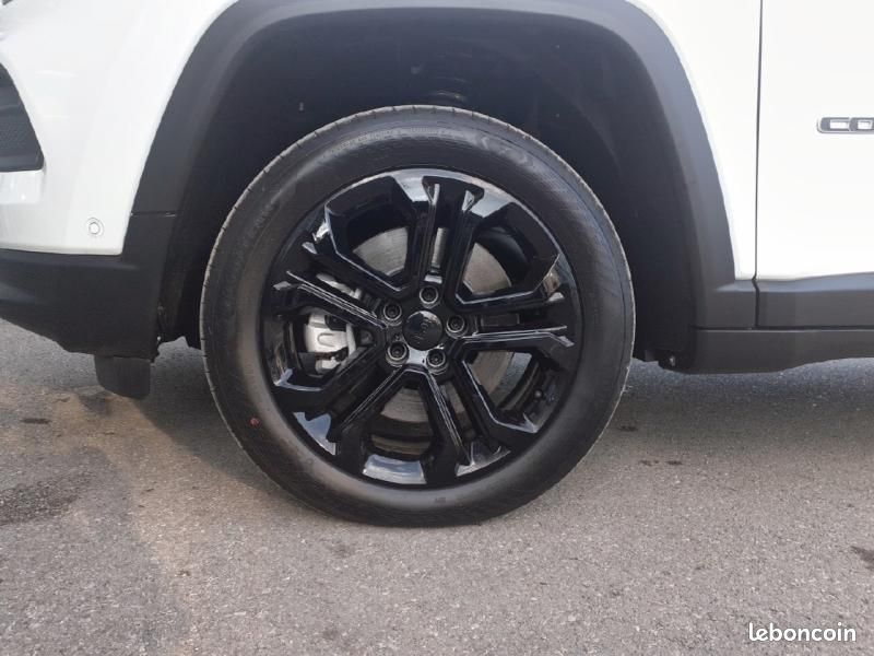 Jeep Compass 1.3 Turbo T4 240ch PHEV 4xe North Star AT6 eAWD (image 11)