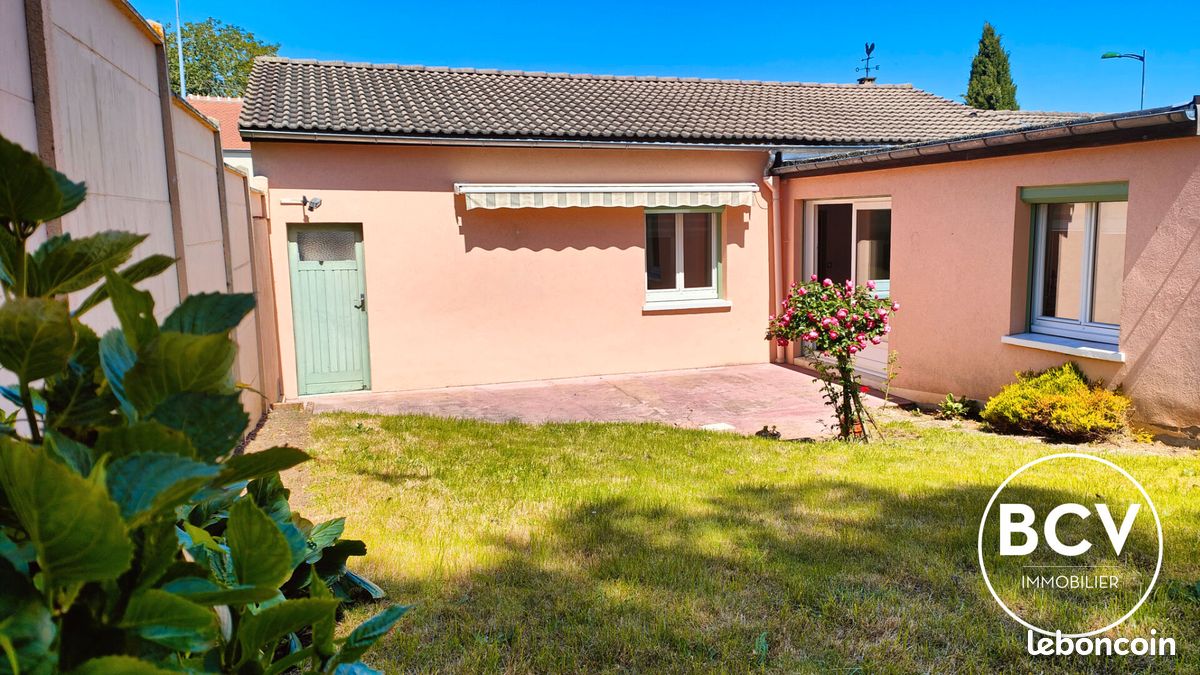 Maison 3 pièces 79 m² · à Auneau-Bleury-Saint-Symphorien · 79 m² · 172 000 €