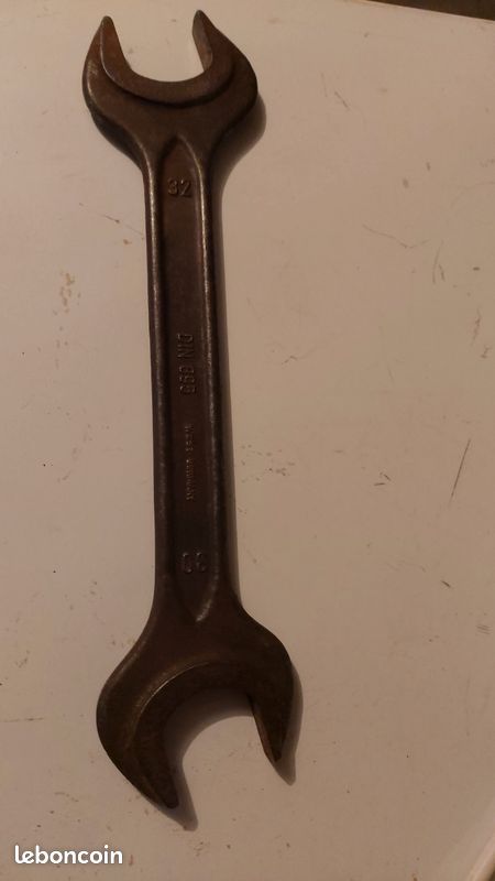 Clef plate (image 3)