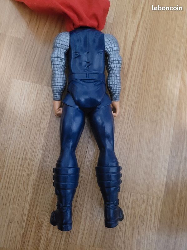 Figurine Thor env. 30 cm en bon état (image 6)
