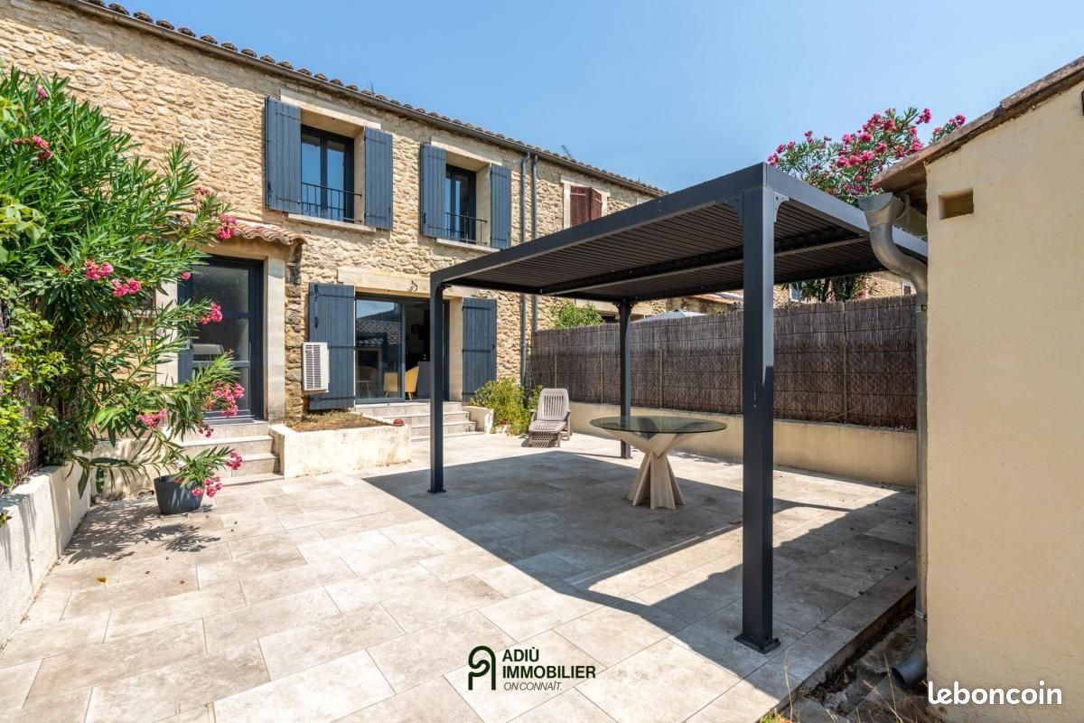 Maison 3 pièces 63 m² · à Saint-Quentin-la-Poterie · 63 m² · 295 000 €