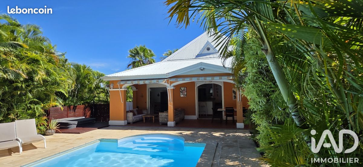 Maison 5 pièces 81 m² · à Saint-François · 81 m² · 599 000 €