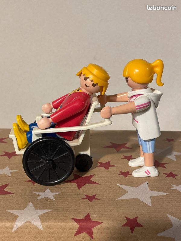 Playmobil 2 figurines femme sportive et homme dans fauteuil roulant (image 1)