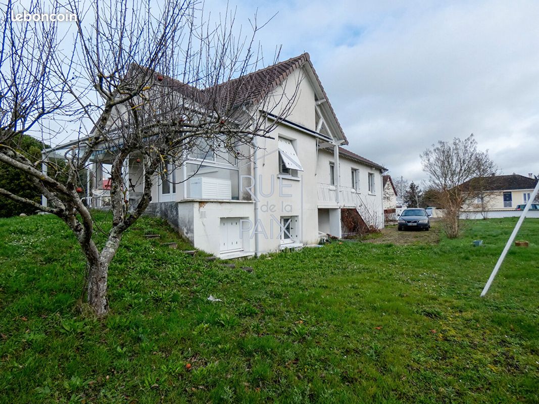 Pavillon 5 pièces 197 m² - Antran 86100 (image 2)