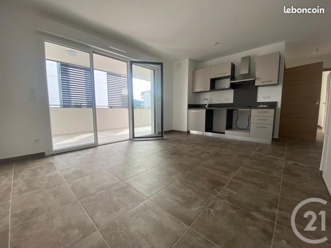 Appartement 2 pièces 45 m² · à Lucciana · 45 m² · 645 €/mois