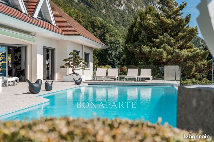 Villa 10 pièces 442 m²