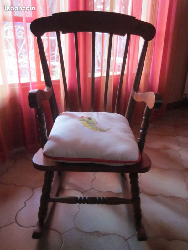 Chaise bascule enfant (image 1)