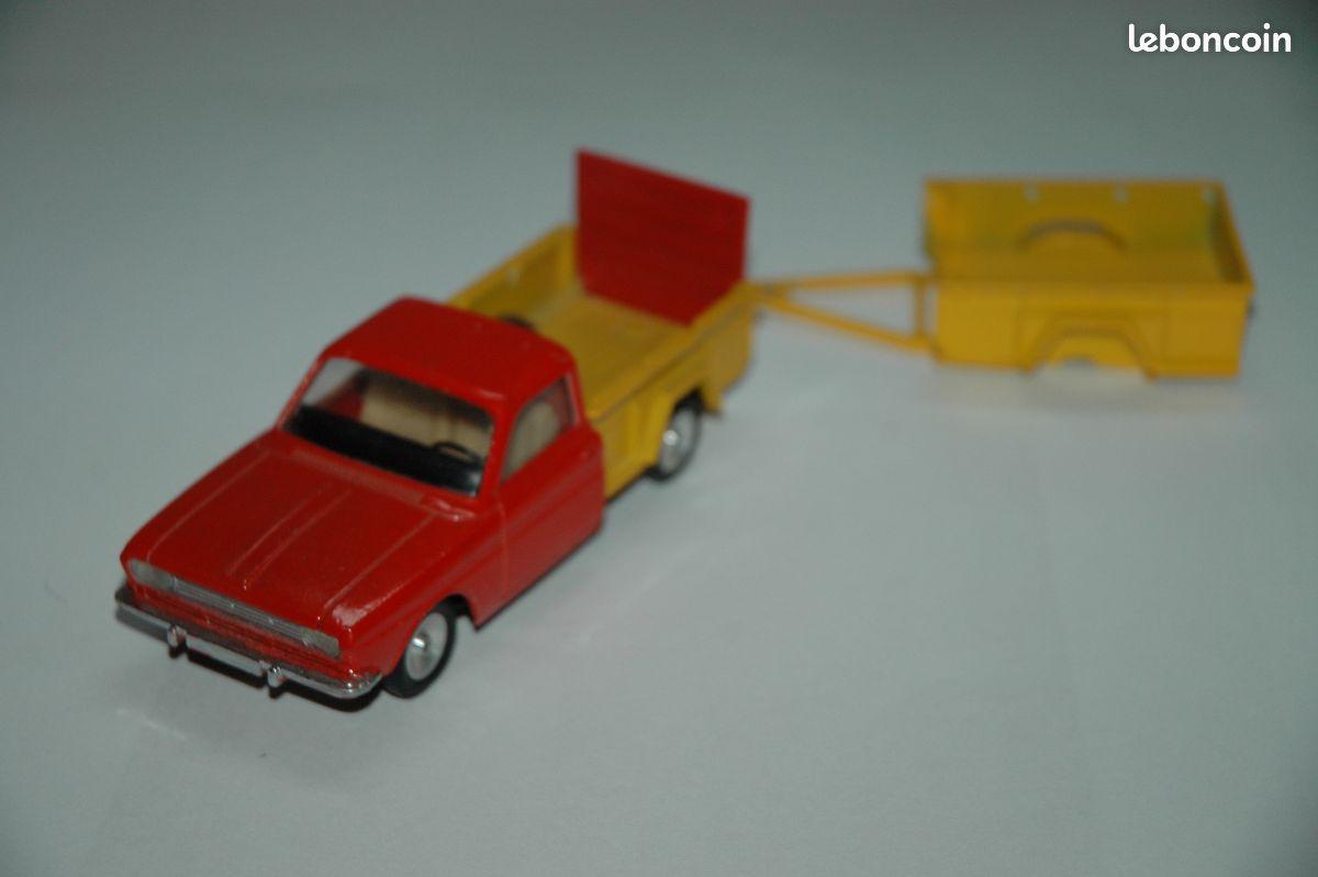 Solido démontable Pick-up rouge et jaune 1/32 (image 1)