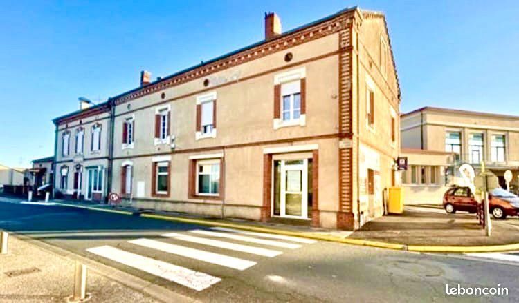 Immeuble 270 m² · à Cagnac-les-Mines · 270 m² · 210 000 €