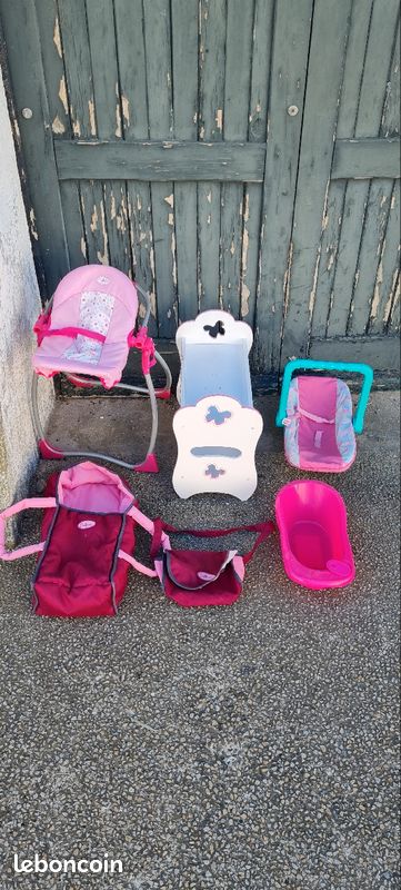 Lot jouet pour poupons (image 1)