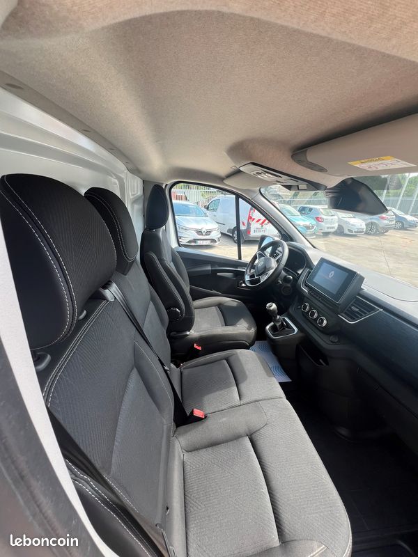 Renault TRAFIC L1H1 extra blue dci 150 - 24 (image 5)