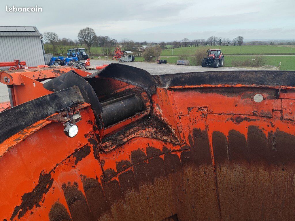 Kuhn SPW16 (image 15)