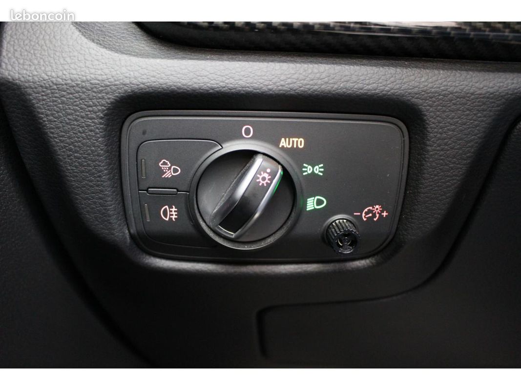 AUDI S3 Quattro 2.0 TFSI - 300 CH - BV S-tronic 8V (image 24)