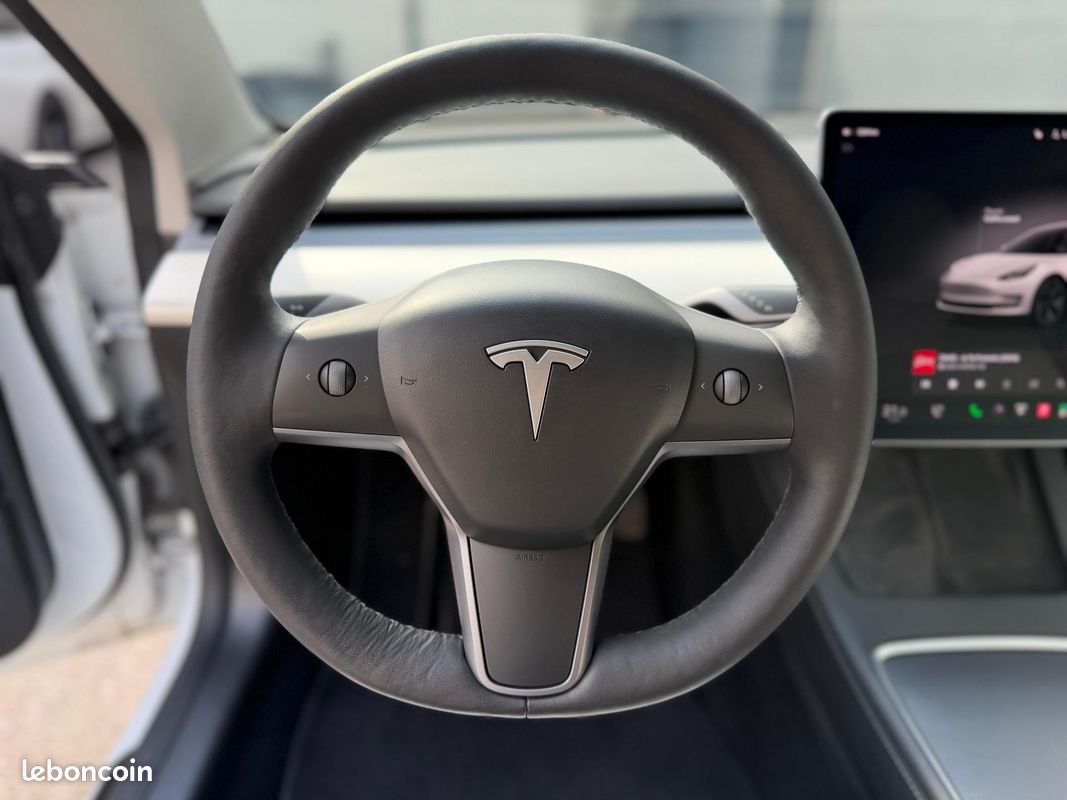TESLA MODEL 3 Long Range Dual Motor 11/2022 AWD SOH 91,6% (image 35)