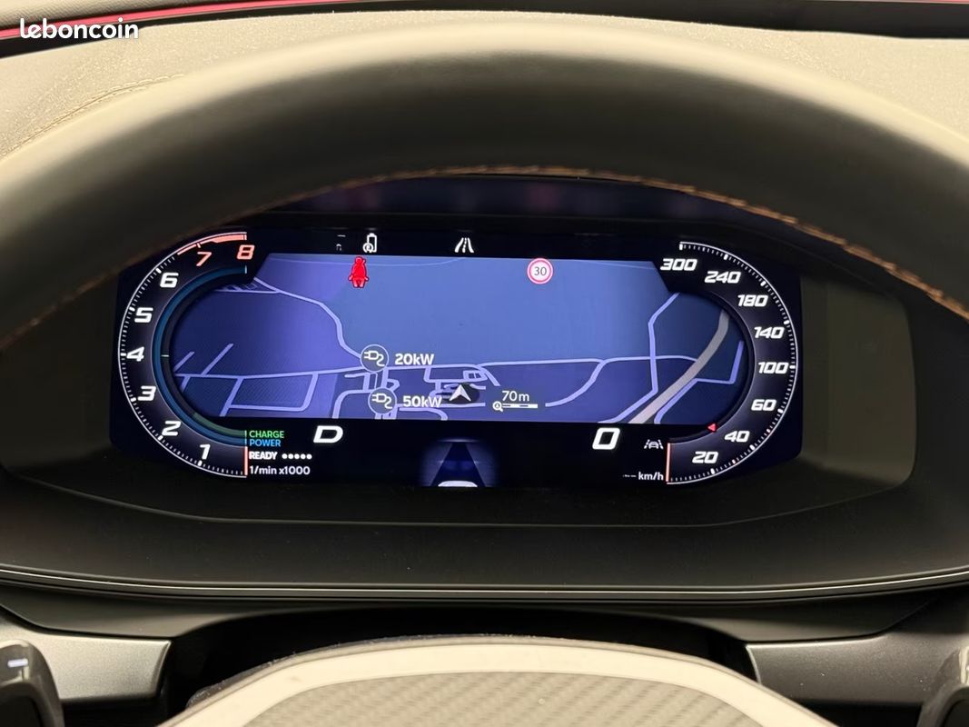Cupra Formentor VZ 1.5 e-Hybrid 272Ch - Sièges sport élec à mémoire&chauff - Sound Sennheiser - Keyless Go&Entry - Matrix LED - Volant chauff - ACC - Hayon élec - Alarme (image 12)