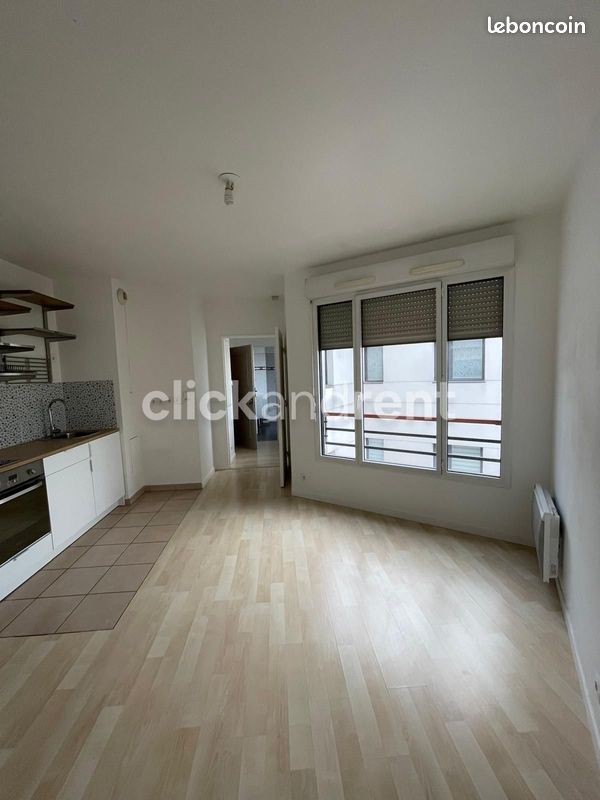 Appartement 1 pièce 25 m² · à Colombes · 25 m² · 820 €/mois