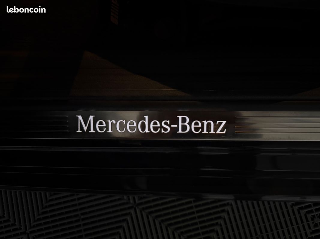 MERCEDES-BENZ CLASSE A 200 CDI 135 AMG LINE FASCINATION - TOIT PANORAMIQUE OUVRANT - CAMÉRA DE RECUl (image 24)