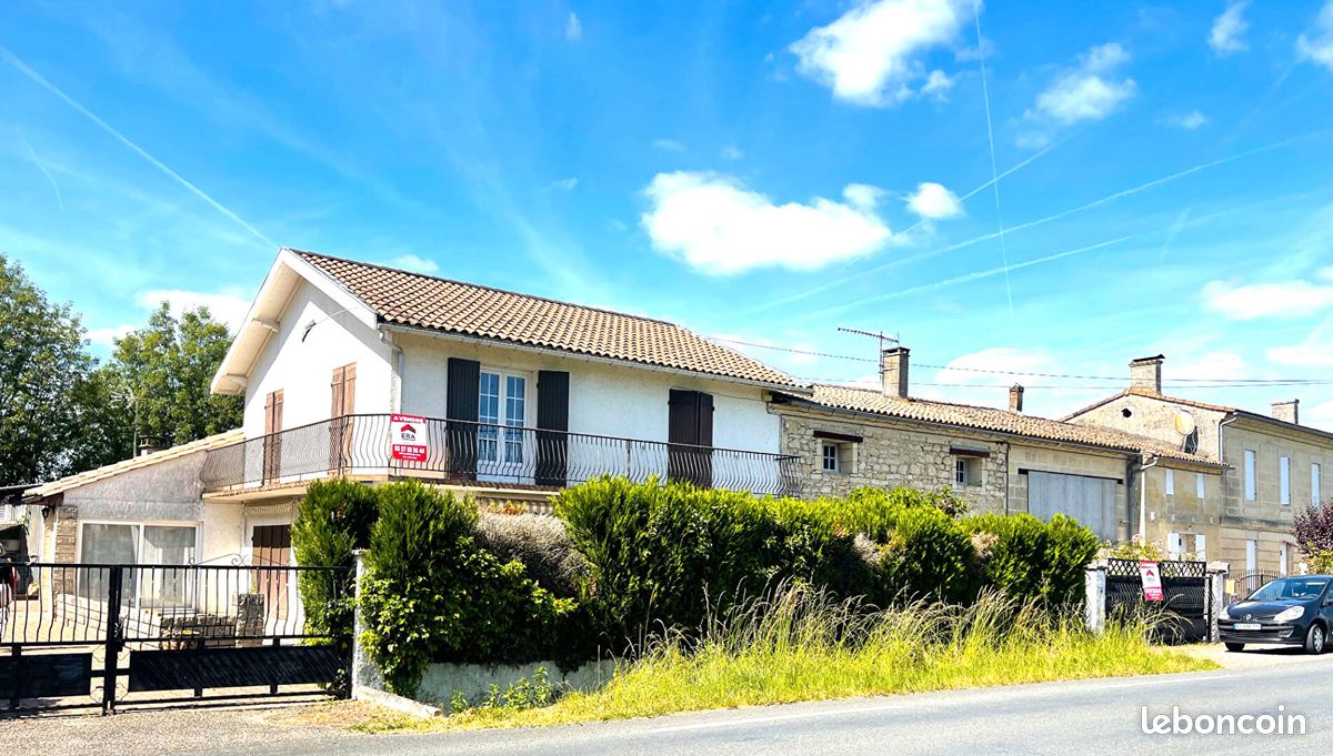 Maison 6 pièces 230 m² · à Saint-Pey-d'Armens · 230 m² · 193 500 €