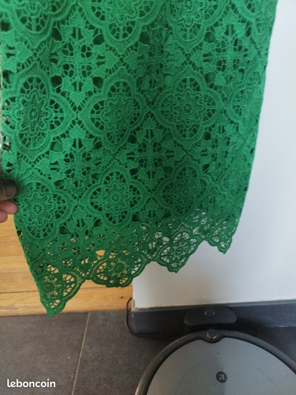 Robe dentelle verte (image 2)