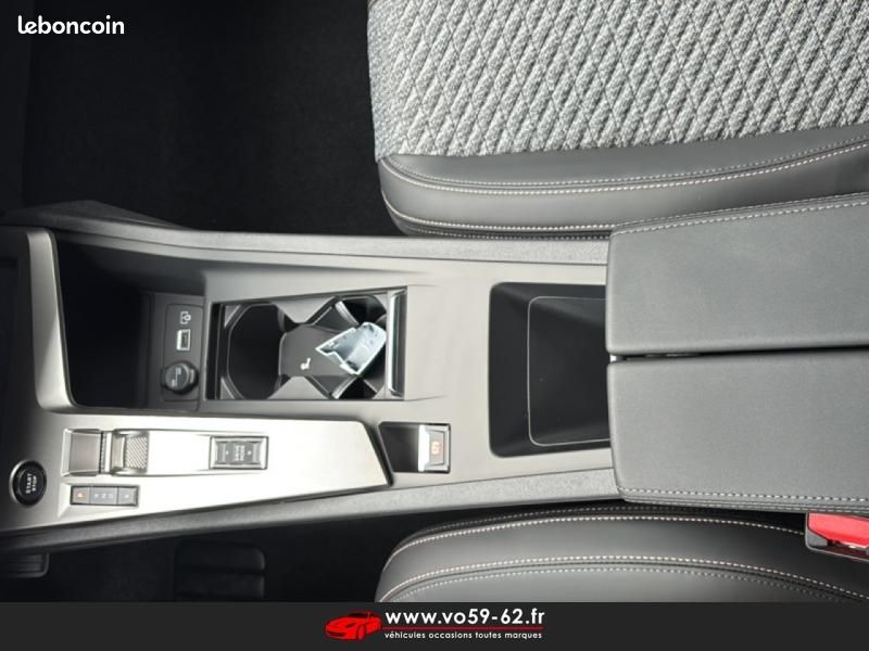 Peugeot 308 Plug-In Hybrid 195ch Allure e-DCS7 (image 17)