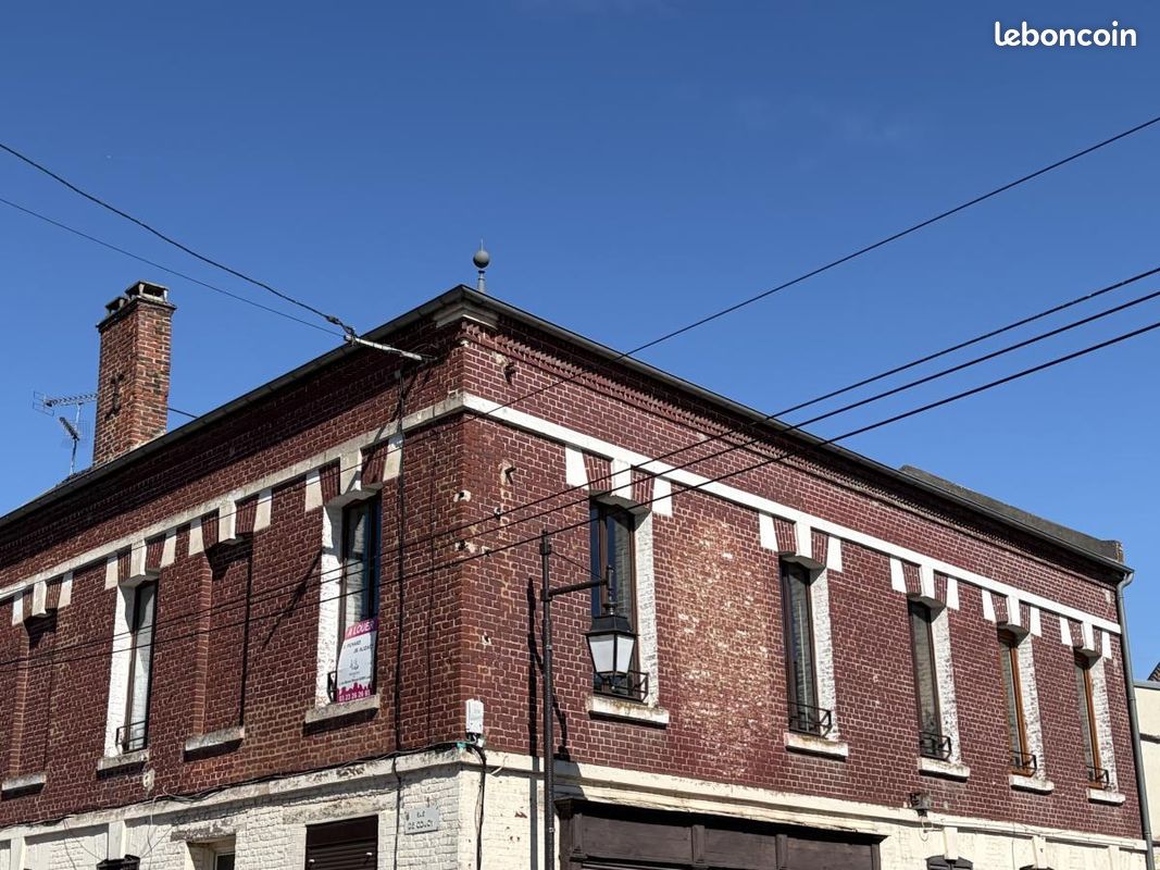 Appartement 4 pièces 88 m² · à Crépy · 88 m² · 450 €