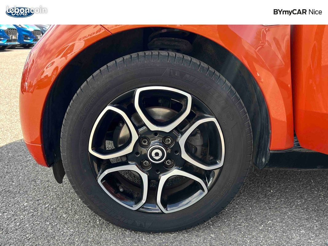 SMART Fortwo Coupé 1.0 71 ch S&S BA6 Passion (image 25)
