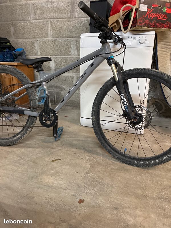 Vend vélo. Vitus (image 1)