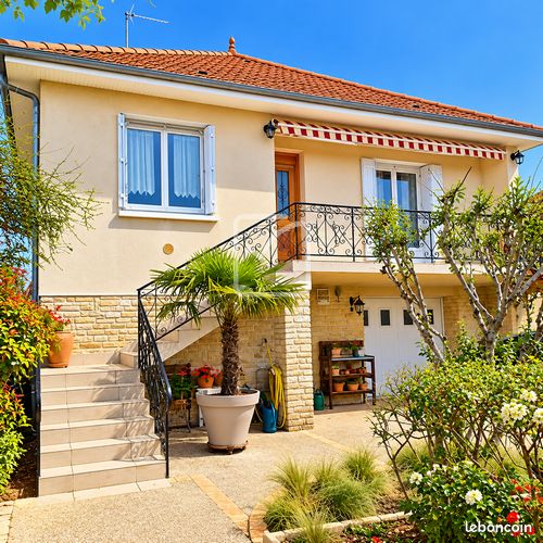 Maison 7 pièces 165 m² · à Gourdon · 165 m² · 260 000 €