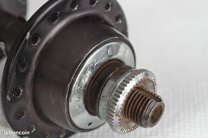 Moyeux Shimano Dura Ace grandes flasques vintage