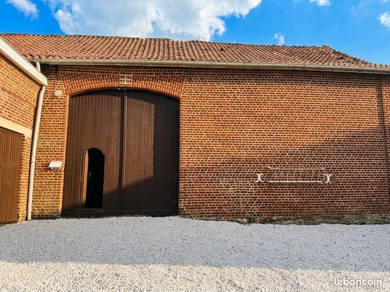 Maison 10 pièces 140 m² · à Wattrelos · 140 m² · 730 000 €