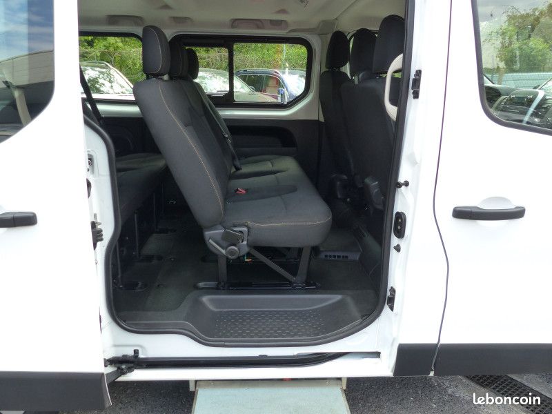 Renault TRAFIC III COMBI L1 1.6 DCI 125CH ENERGY LIFE 9 PLACES (image 11)