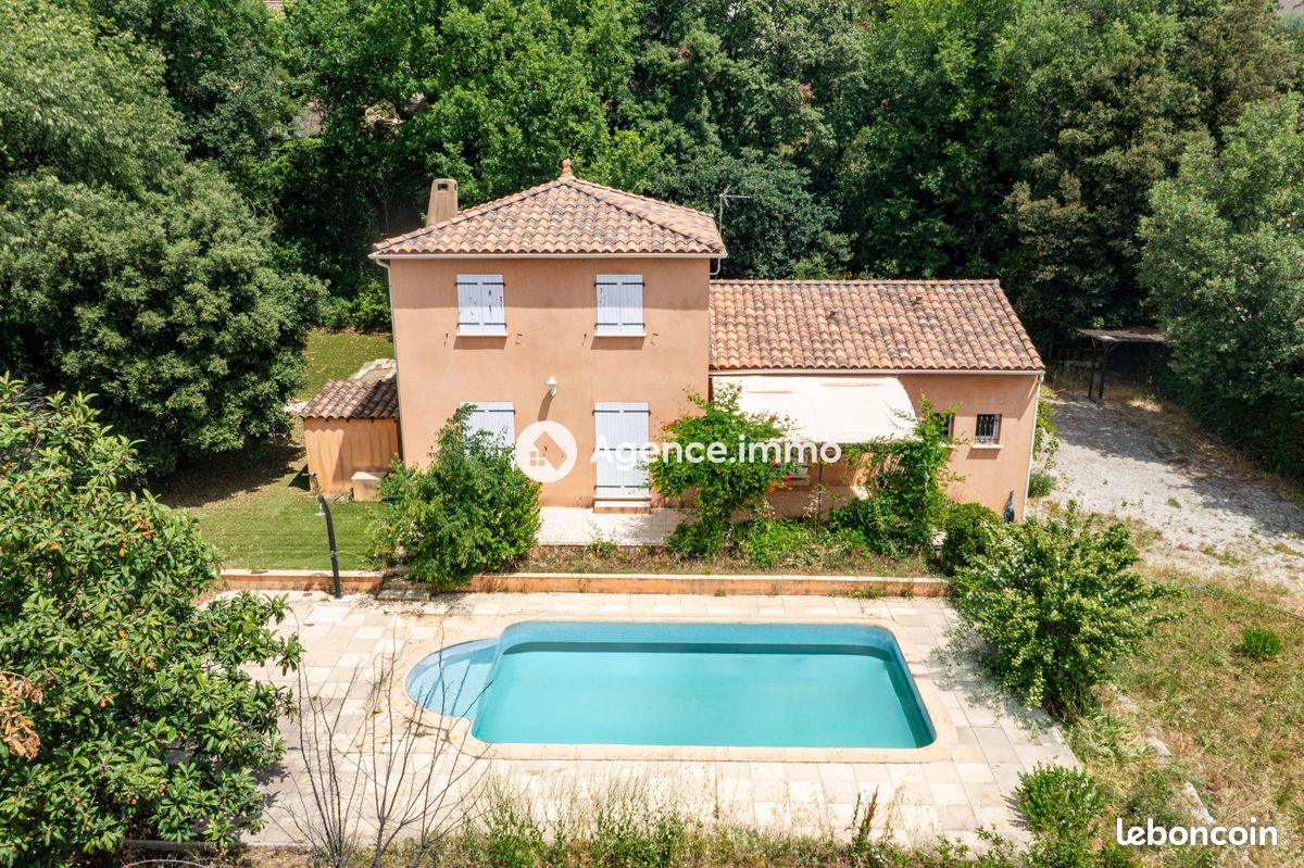 Maison 5 pièces 121 m² · à Besse-sur-Issole · 121 m² · 399 000 €