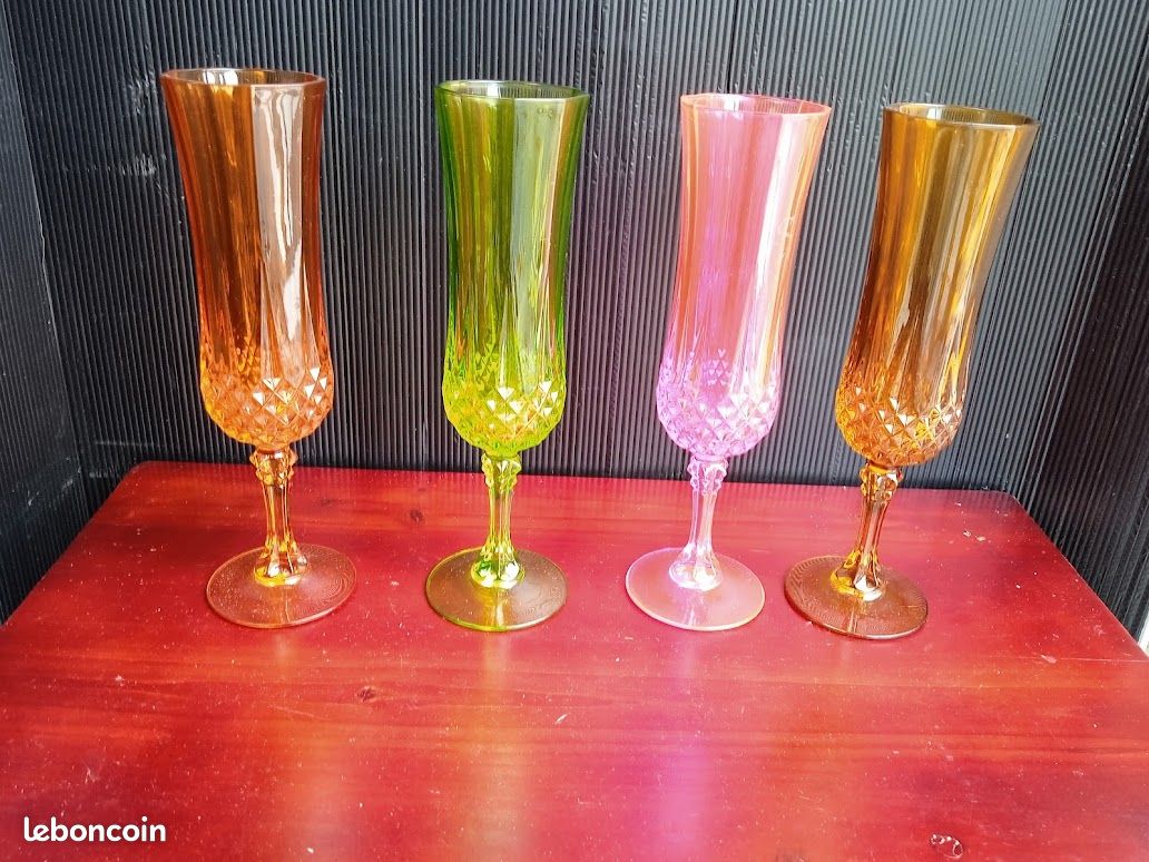 4 verres flutes champagne colorés longchamp (image 1)