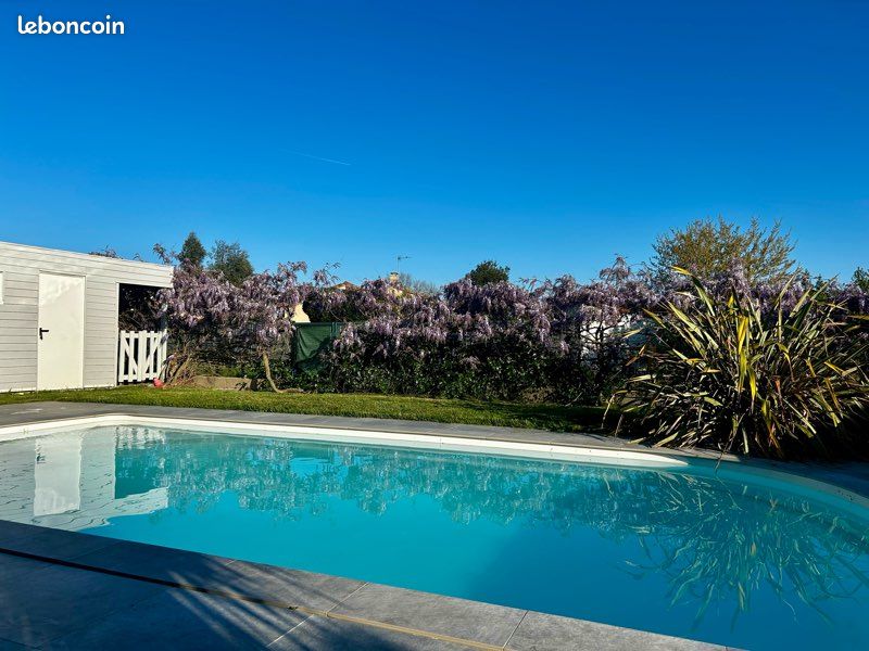 Maison 5 pièces 115 m² · à La Salvetat-Saint-Gilles · 115 m² · 430 000 €
