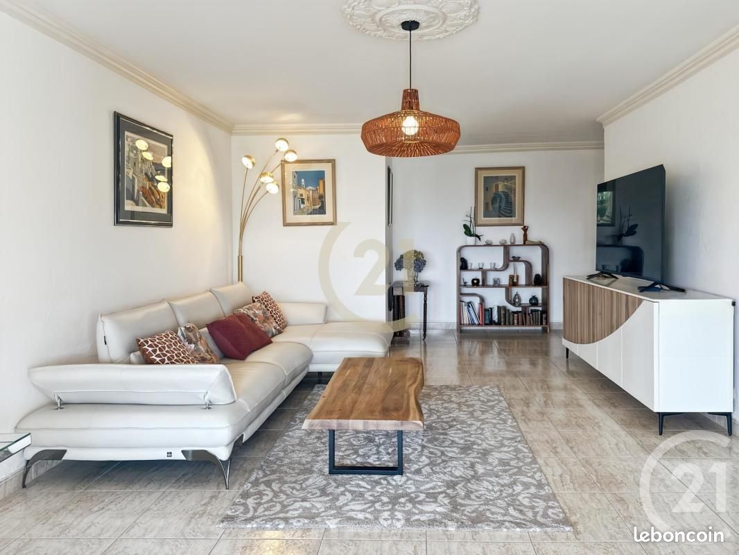 Appartement 3 pièces 103 m² · à San-Martino-Di-Lota · 103 m² · 459 000 €