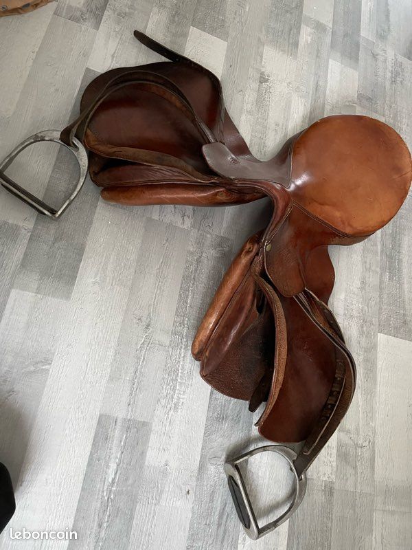 Selle taille 17 négociable (image 2)