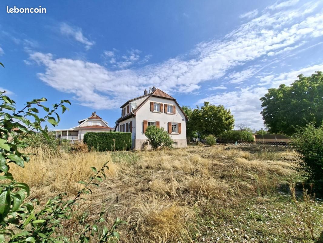 Maison 5 pièces 100 m² · à Wittenheim · 100 m² · 210 000 €