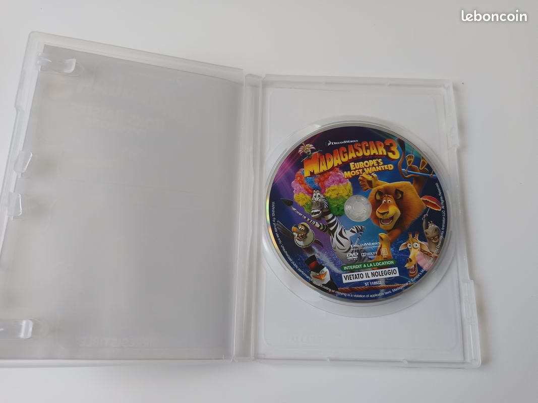 Dvd Madagascar 3 "bons baisers d'Europe" en bon état (image 3)