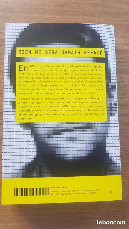Livre Biographie Edward Snowden (image 2)