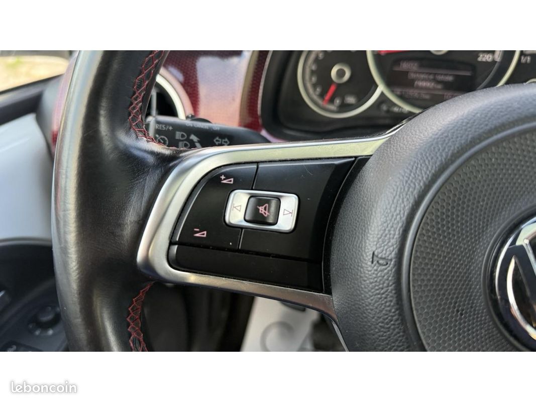 VOLKSWAGEN UP 1.0 TSI BlueMotion 115cv GTI Boite 6 (image 23)