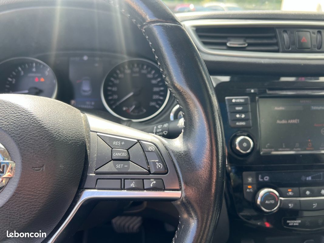 NISSAN QASHQAI 2019 EVAPO 1.3 DIG-T 160 DCT N-Connecta (image 18)